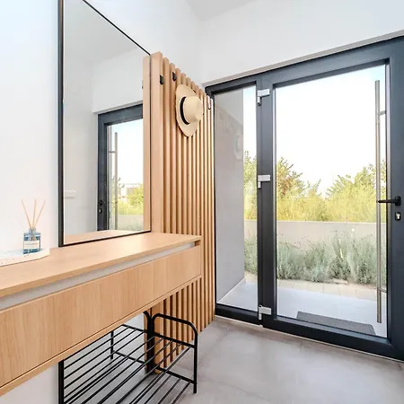 Villa Beachfront Azzuro With Seaview Privlaka (Zadar)