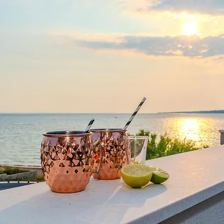 Villa Beachfront Azzuro With Seaview Privlaka (Zadar)