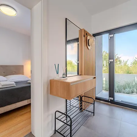 Beachfront Azzuro With Seaview Villa